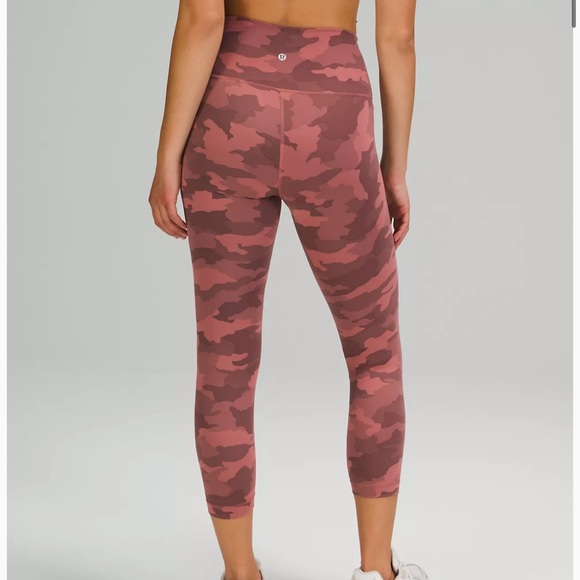 Lululemon Wunder Train High Rise Crop Pants - Picture 7 of 7